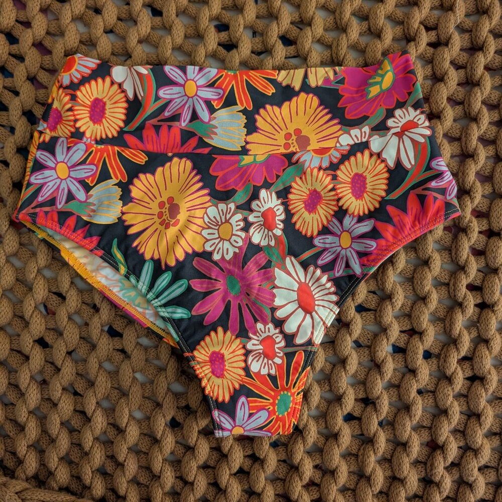 MONTCE Janeane Floral Added Coverage High Rise Bikini Bottom XL